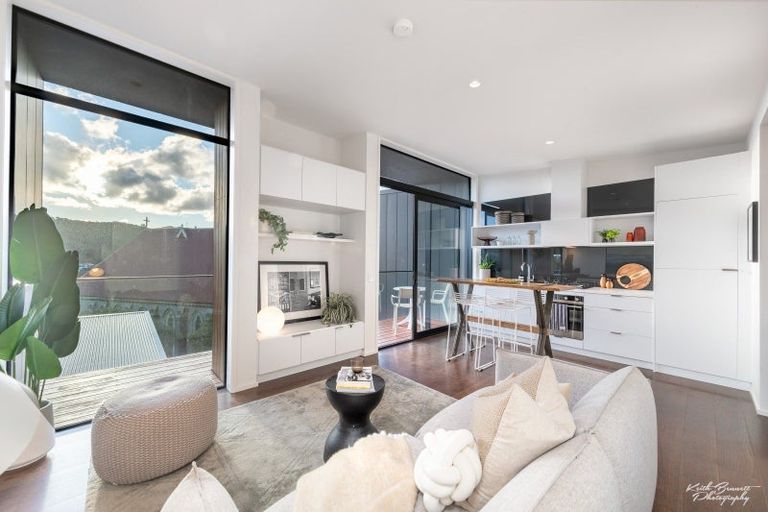 Photo of property in 45 Avon Street, Island Bay, Wellington, 6023