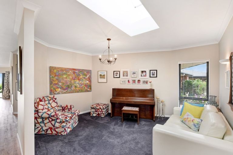 Photo of property in 16 Highfield Grove, Richmond, 7020