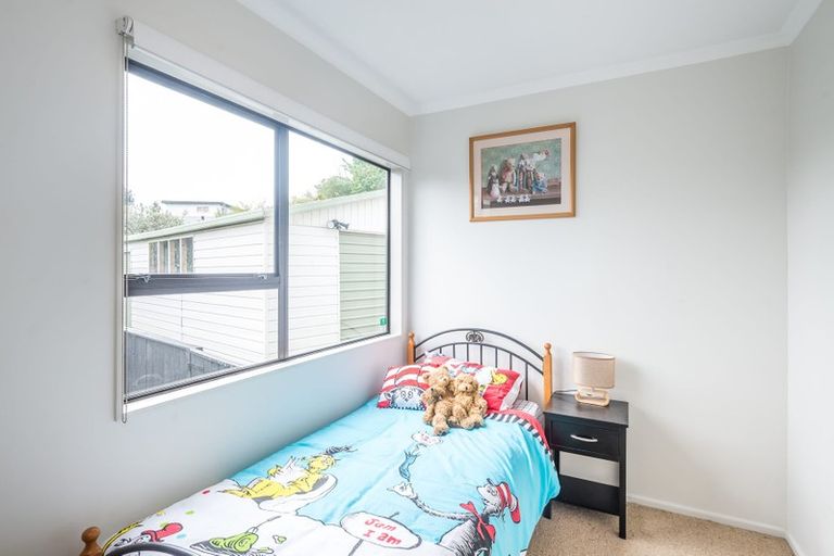 Photo of property in 39 Raumati Road, Raumati Beach, Paraparaumu, 5032