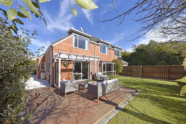 Photo of property in 1/3 Creyke Road, Ilam, Christchurch, 8041