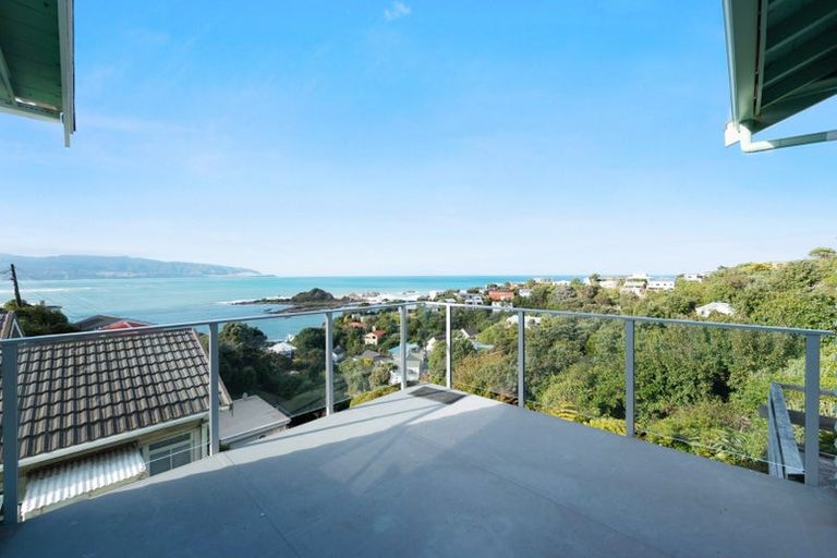 Photo of property in 19 Oku Street, Island Bay, Wellington, 6023