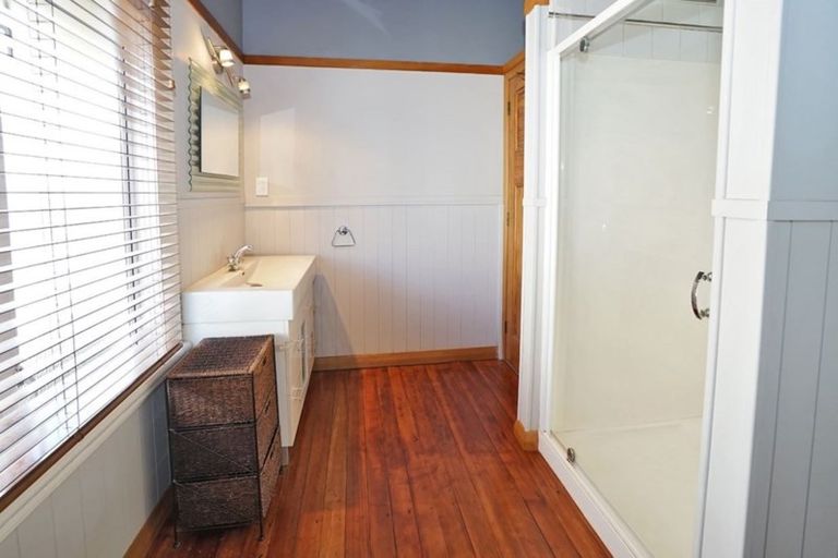 Photo of property in 84 Forest Lake Road, Forest Lake, Hamilton, 3200