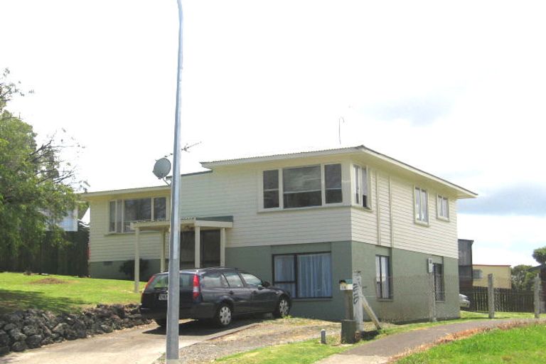 Photo of property in 13 Cotswold Lane, Mount Wellington, Auckland, 1060