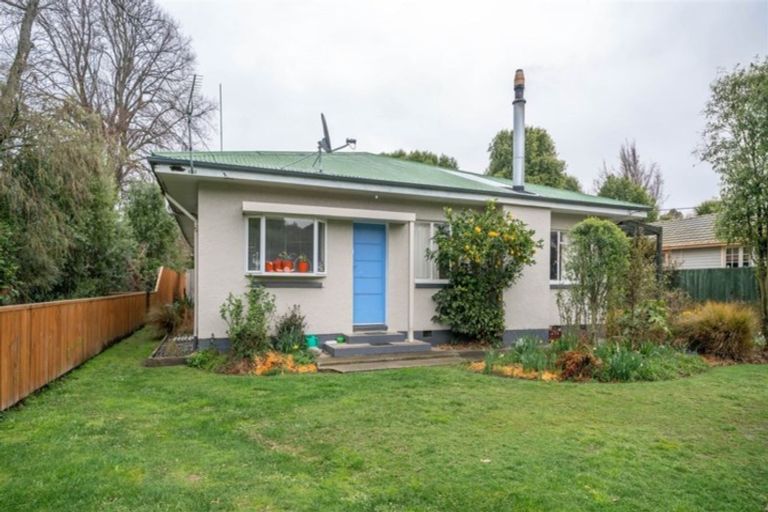 Photo of property in 26 Sarsfield Street, Southbridge, 7602