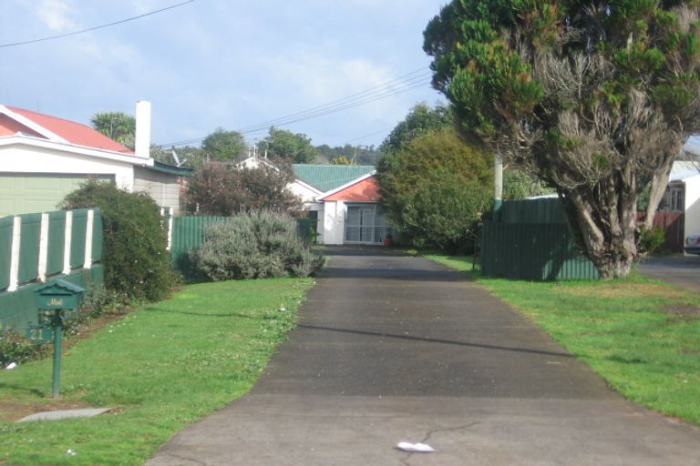 Photo of property in 21 Smiths Avenue, Papakura, 2110