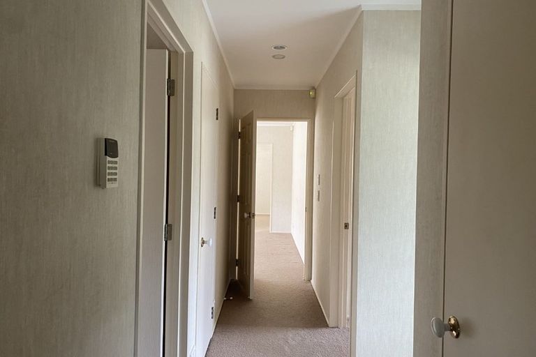 Photo of property in 1/4 Limerick Place, Dannemora, Auckland, 2016