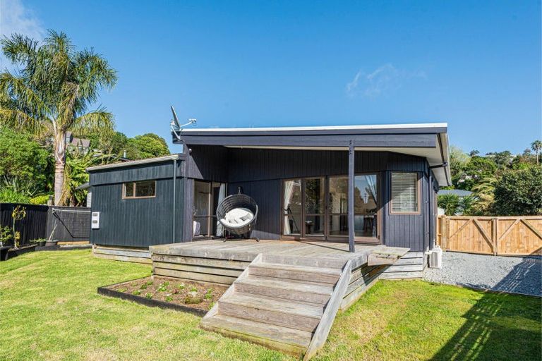 Photo of property in 72a Beach Road, Onerahi, Whangarei, 0110