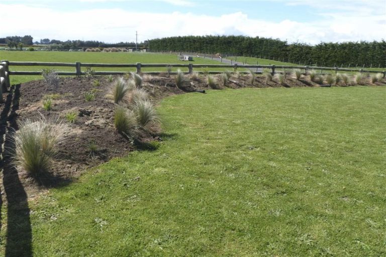 Photo of property in 66 Wilcox Road, Seaward Bush, Invercargill, 9871