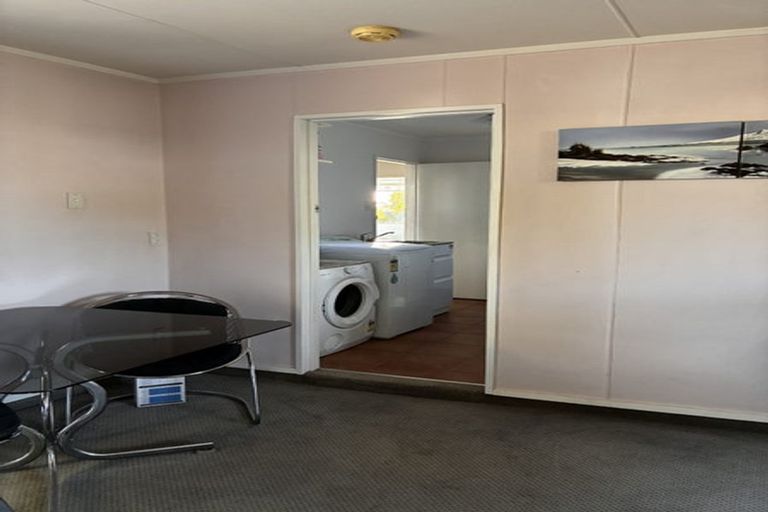 Photo of property in 4 Dove Place, Westbrook, Palmerston North, 4412