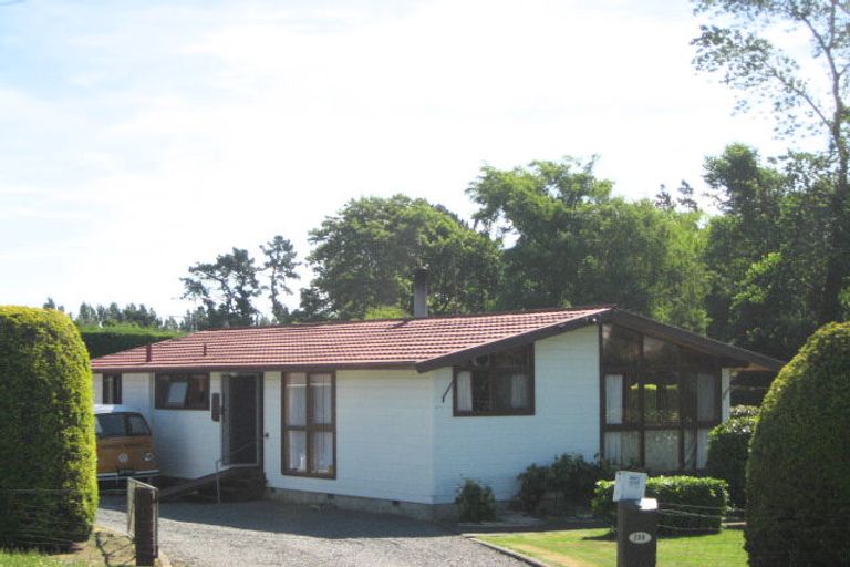 Photo of property in 288 Cashmere Road, Westmorland, Christchurch, 8025