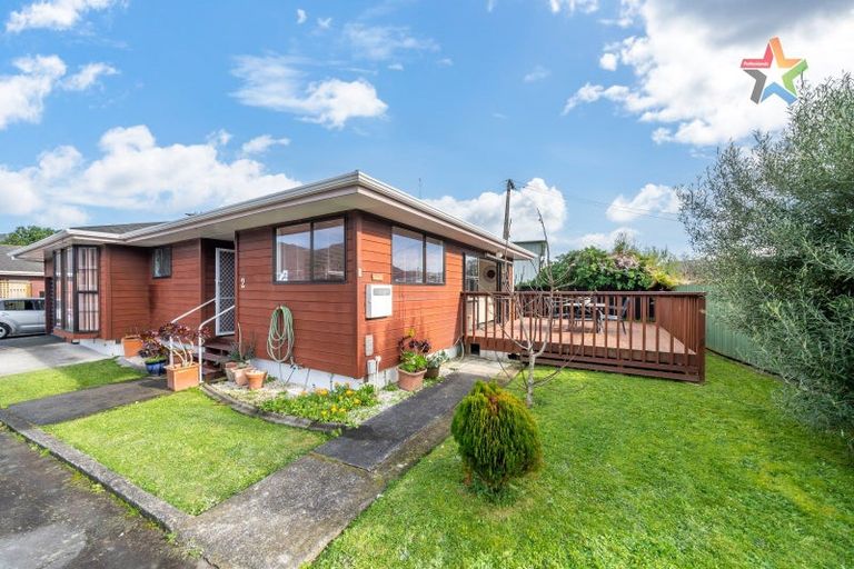 Photo of property in 2/8 Hewer Crescent, Naenae, Lower Hutt, 5011