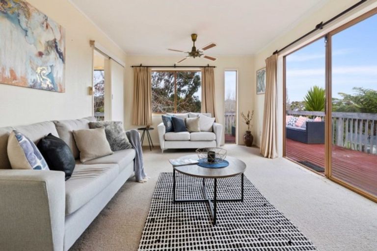 Photo of property in 17 Capricorn Place, Browns Bay, Auckland, 0630