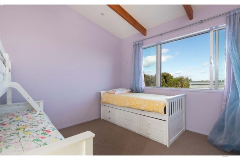 Photo of property in 923 Takatu Road, Tawharanui Peninsula, Warkworth, 0986