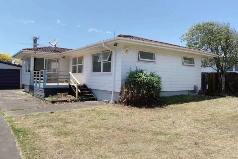 Photo of property in 19 Wycherley Drive, Bucklands Beach, Auckland, 2014