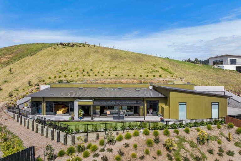 Photo of property in 1 Rewarewa Rise, Whangamata, 3691