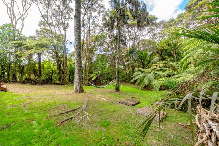 Photo of property in 169 Wairere Road, Waitakere, Henderson, 0782