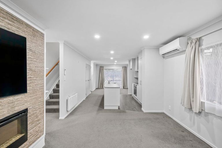 Photo of property in 89 Cambridge Terrace, Papatoetoe, Auckland, 2025