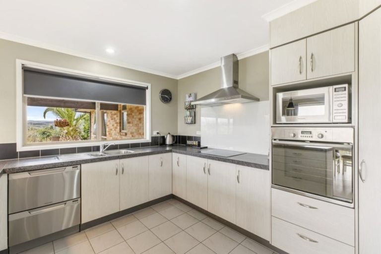 Photo of property in 44 Bellbird Rise, Pyes Pa, Tauranga, 3112