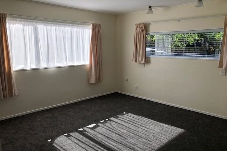 Photo of property in 12a Aparima Avenue, Miramar, Wellington, 6022