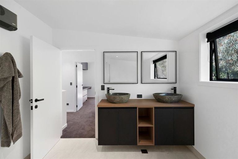 Photo of property in 455 Aubrey Road, Wanaka, 9305