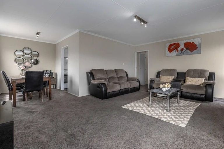 Photo of property in 22a Mako Mako Road, Levin, 5510