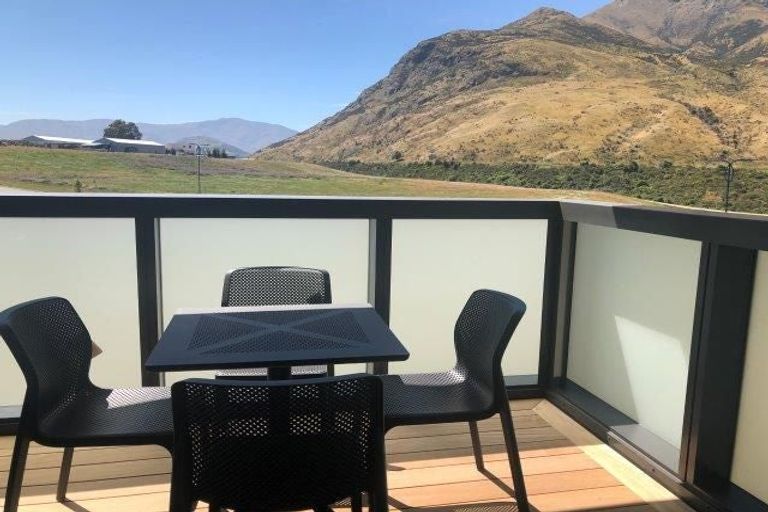 Photo of property in Kawarau Residences, 208/16 Mountain Ash Drive, Frankton, Queenstown, 9300