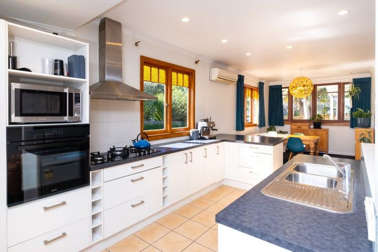 Photo of property in 7 Gow Avenue, Haumoana, 4102