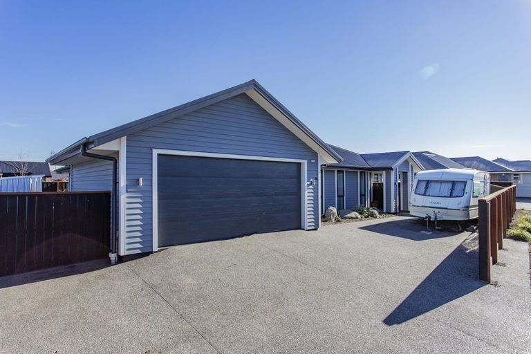 Photo of property in 36 Highgate Drive, Rangiora, 7400