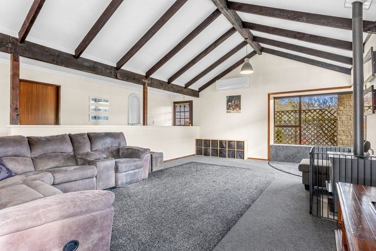 Photo of property in 50 Royal Park Drive, Parklands, Christchurch, 8083