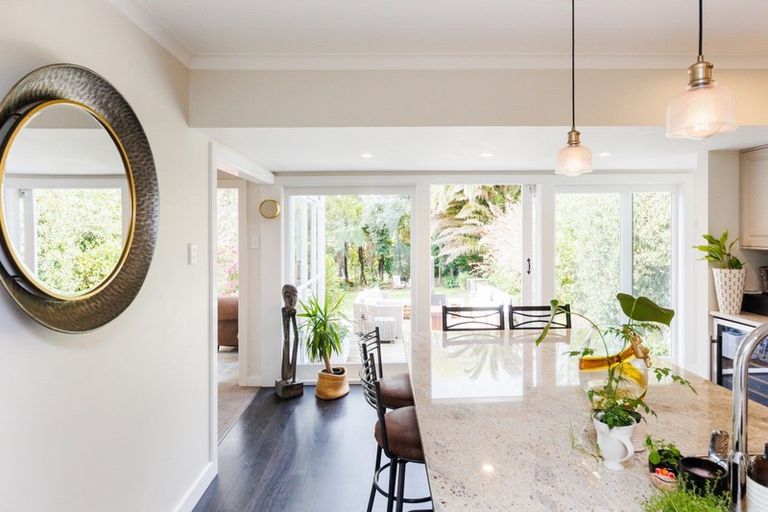 Photo of property in 73 Jickell Street, Hokowhitu, Palmerston North, 4410