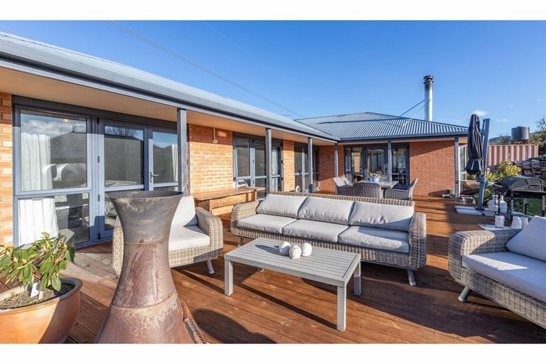 Photo of property in 318 Whitecliffs Road, Whitecliffs, Coalgate, 7673