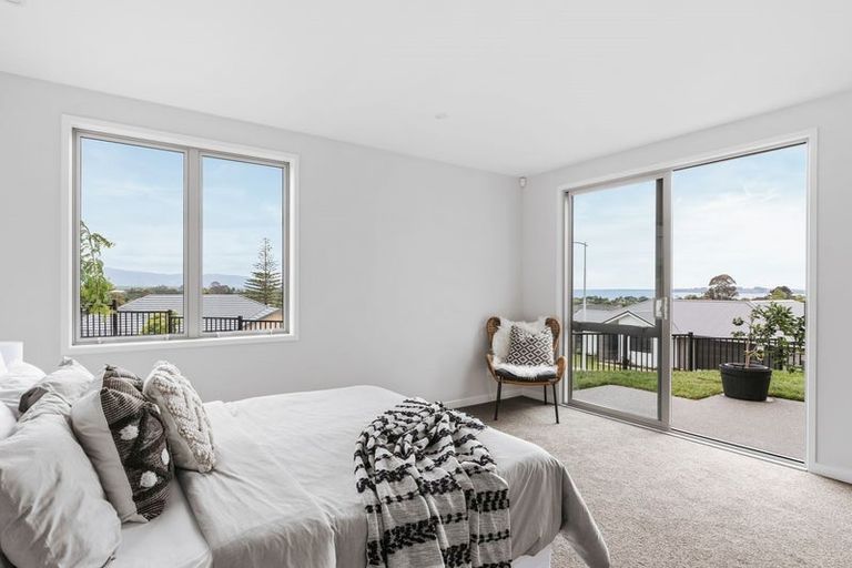 Photo of property in 16 Te Kaka Place, Omokoroa, 3114