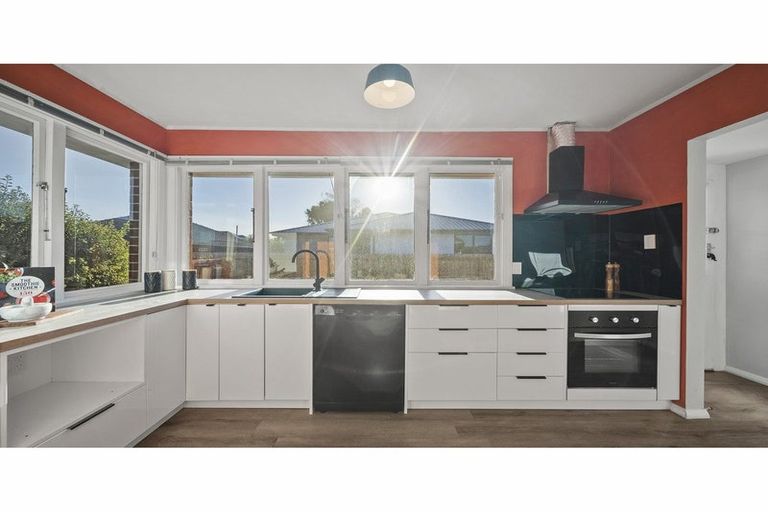 Photo of property in 196 Harewood Road, Papanui, Christchurch, 8053