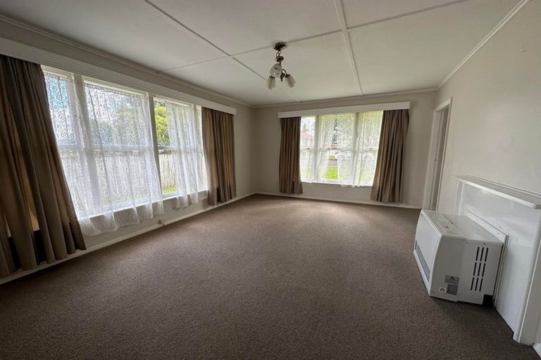 Photo of property in 29 Godley Street, Waterloo, Lower Hutt, 5011