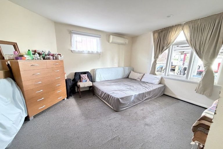 Photo of property in 27 Peverel Street, Riccarton, Christchurch, 8041