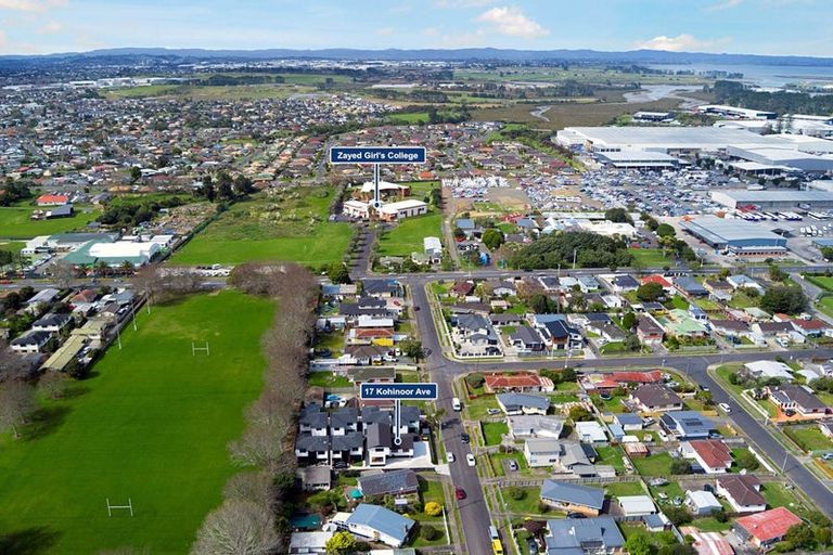 Photo of property in 17 Kohinoor Avenue, Mangere, Auckland, 2022