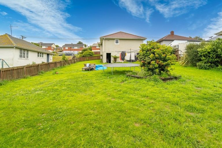 Photo of property in 98 Panmure Avenue, Calton Hill, Dunedin, 9012