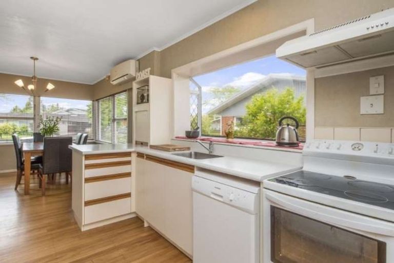 Photo of property in 13 Hooker Avenue, Chedworth, Hamilton, 3210