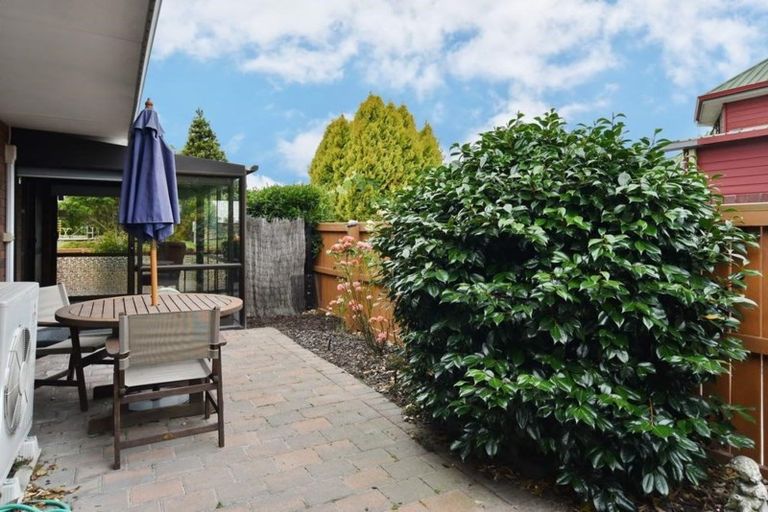 Photo of property in 1/30 Westgrove Avenue, Avonhead, Christchurch, 8042