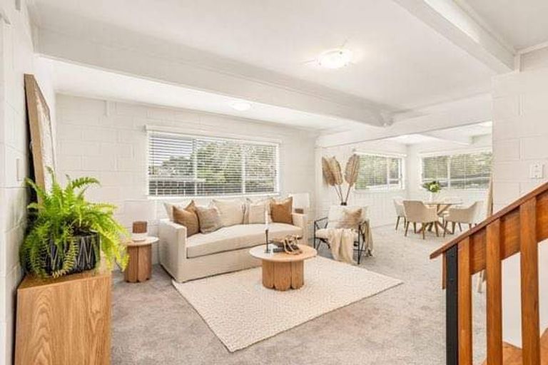 Photo of property in 56 Beach Haven Road, Beach Haven, Auckland, 0626