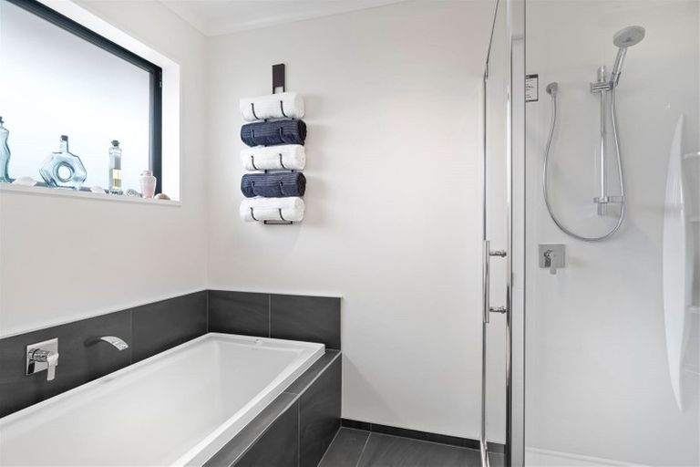 Photo of property in 7 Genoa Avenue, Rolleston, 7614