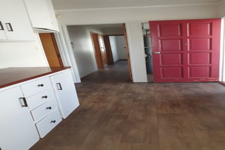 Photo of property in 121a Russell Road, Manurewa, Auckland, 2102