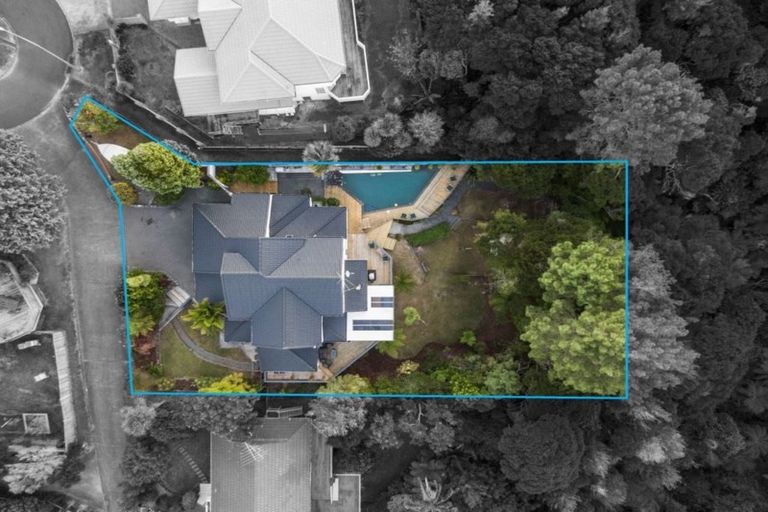 Photo of property in 14 David Beattie Place, Chatswood, Auckland, 0626