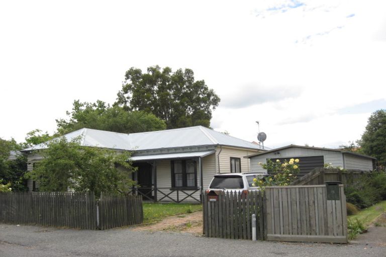 Photo of property in 11 Bass Street, Woolston, Christchurch, 8062