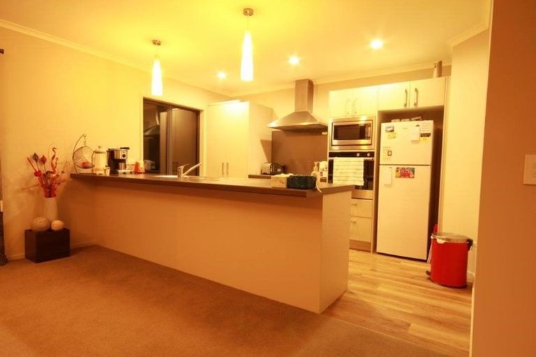 Photo of property in 64 Sunstone Crescent, Brown Owl, Upper Hutt, 5018