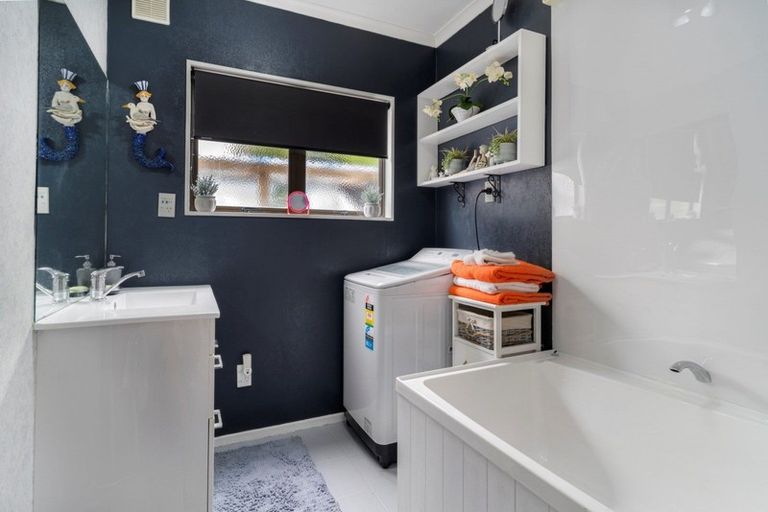 Photo of property in 73b Esmeralda Street, Welcome Bay, Tauranga, 3112