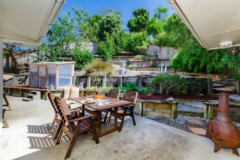 Photo of property in 14 Kennedy Place, Waikanae Beach, Waikanae, 5036