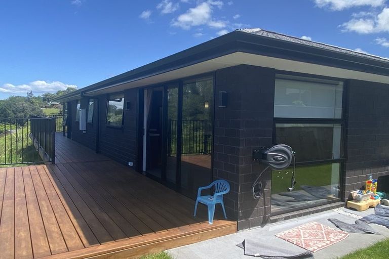 Photo of property in 6 Mangaotuku Lane, Whalers Gate, New Plymouth, 4310