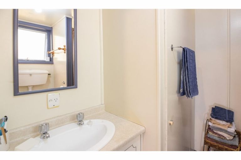 Photo of property in 34 Burnett Street, Oxford, 7430