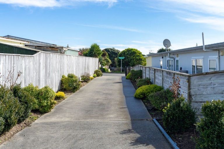 Photo of property in 102 Mountain View Terrace End, Otaki Beach, Otaki, 5512